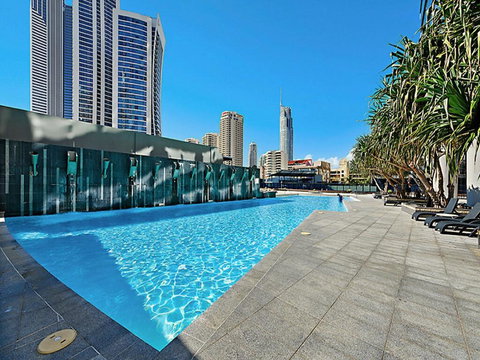 Circle On Cavill Sky Home- Holidays Gold Coast - Hotel Gold Coast 1