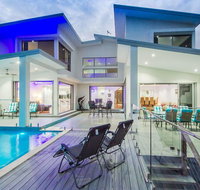 Clear Island Cove - Hotel Gold Coast