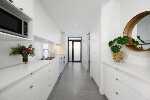 Coastal Living At Wikis - Hotel Gold Coast 2