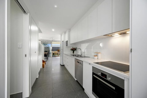 Coastal Living At Wikis - Hotel Gold Coast 3