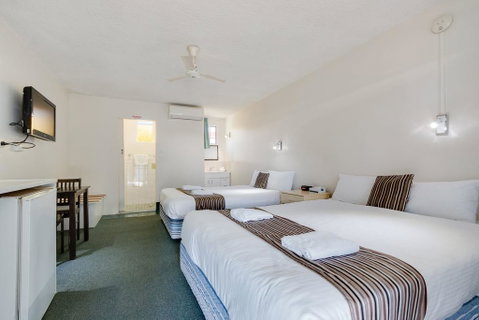 Coffs Harbour Pacific Palms Motel - Hotel Gold Coast 3