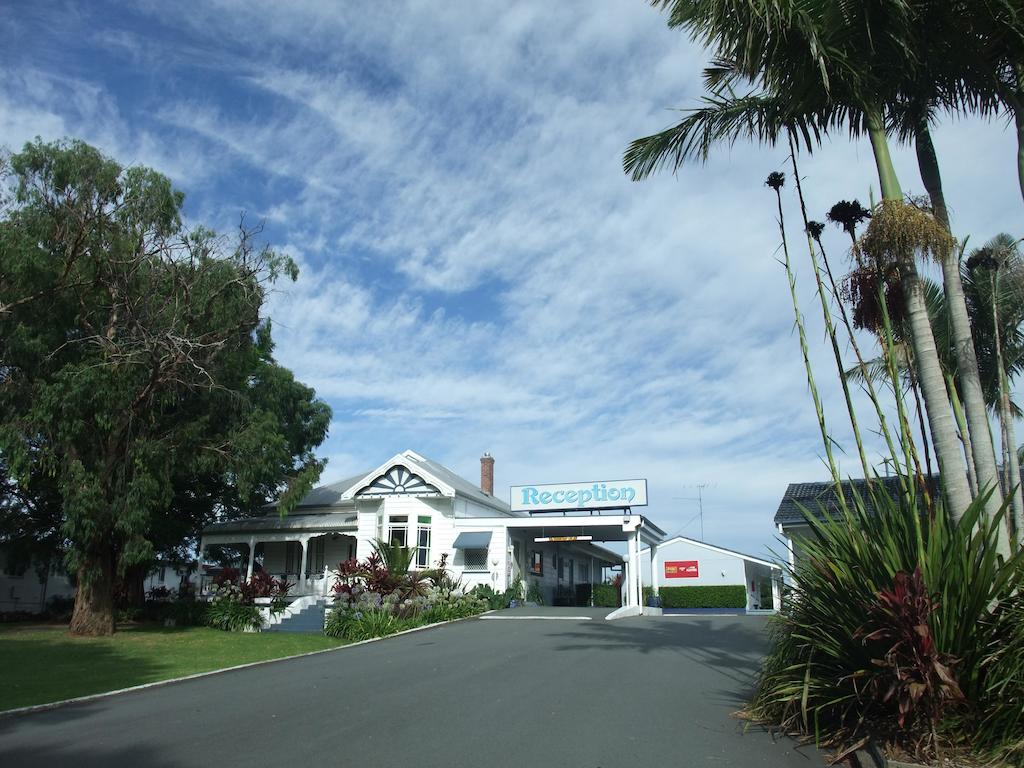 Willi Willi NSW Hotel Gold Coast