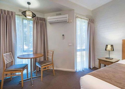 Comfort Inn Coach & Bushmans - Hotel Gold Coast 3