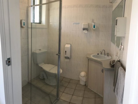 Comfort Inn The Lakes - Hotel Gold Coast 1