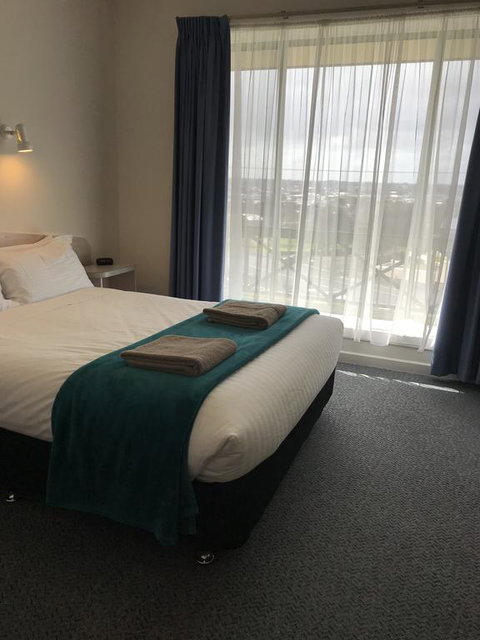 Comfort Inn The Lakes - Hotel Gold Coast 2