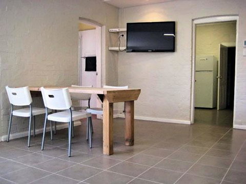 Comfy Stay Accommodation - Hotel Gold Coast 2