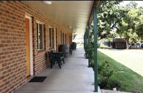 Condobolin Motor Inn - Hotel Gold Coast 1