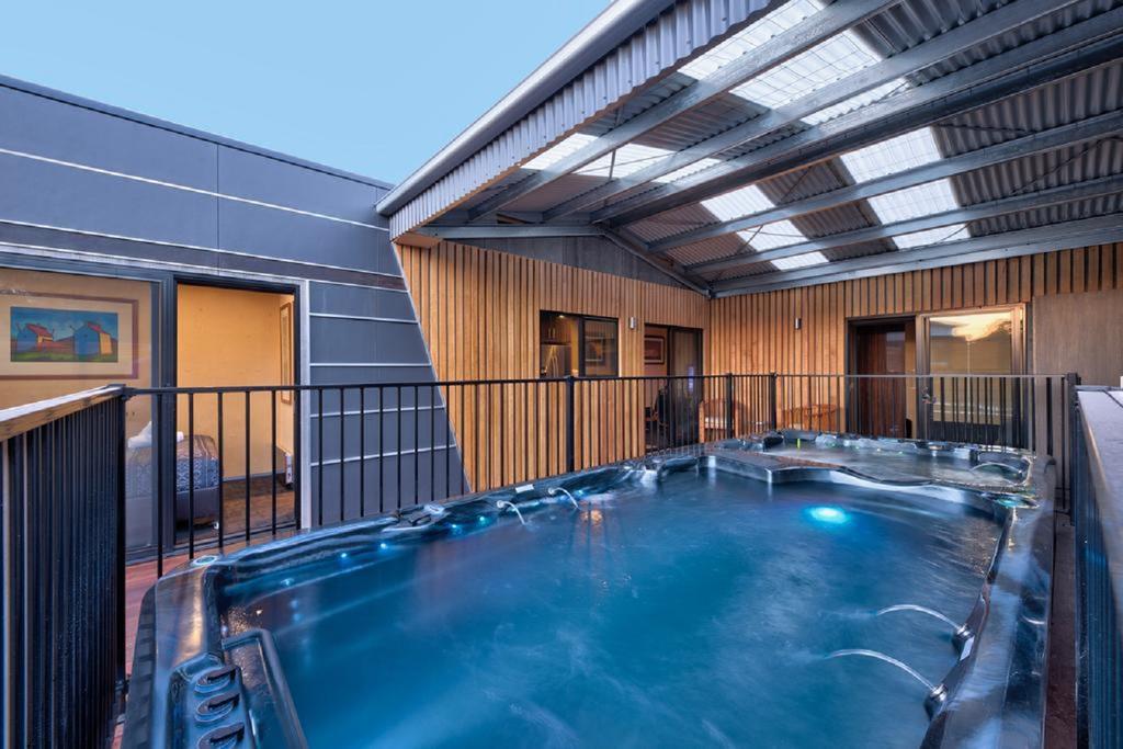 Coles Bay TAS Hotel Gold Coast