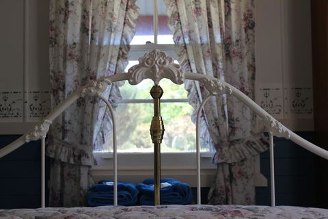 Coonawarra's Pyrus Cottage - Hotel Gold Coast 2