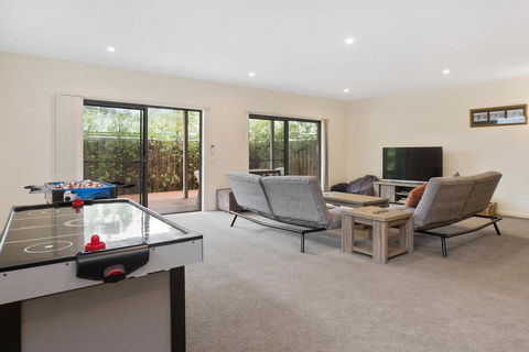 Cootamundra - Hotel Gold Coast 3