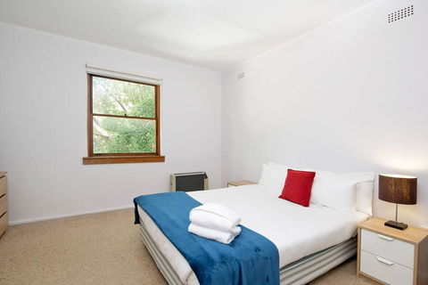 Cosy 2BR Plus Parking In Nth Sydney - Hotel Gold Coast 2