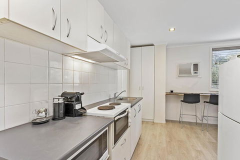 Cosy Studio Apartment Seconds From Manly Beach - Hotel Gold Coast 2
