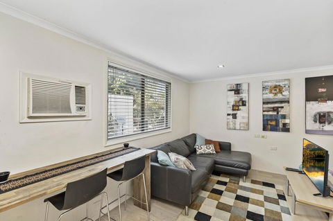 Cosy Studio Apartment Seconds From Manly Beach - Hotel Gold Coast 0
