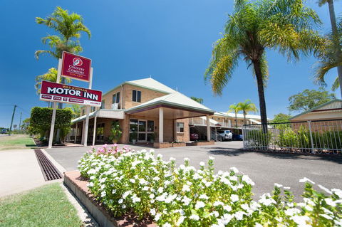 Country Comfort Gin Gin Wild Scotsman Motor Inn - Hotel Gold Coast 0