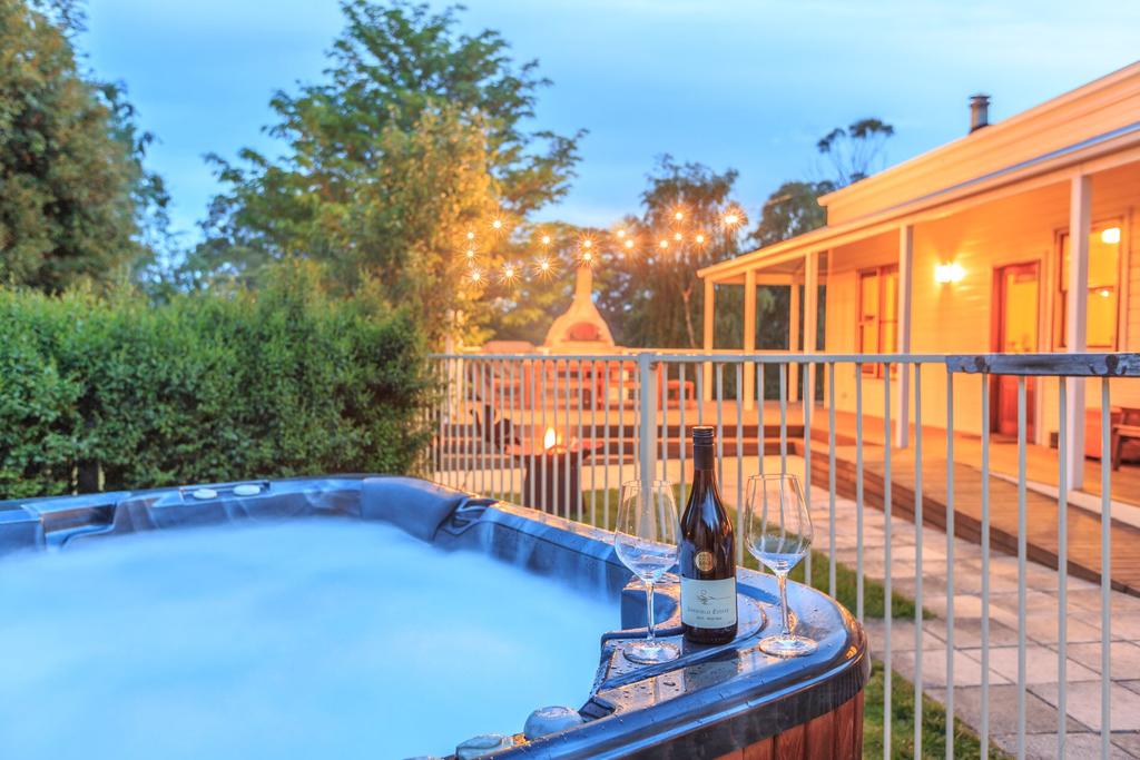 Nungurner VIC Hotel Gold Coast