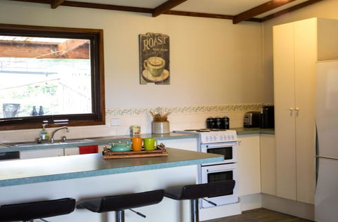 Country Lane Lysterfield - Hotel Gold Coast 2