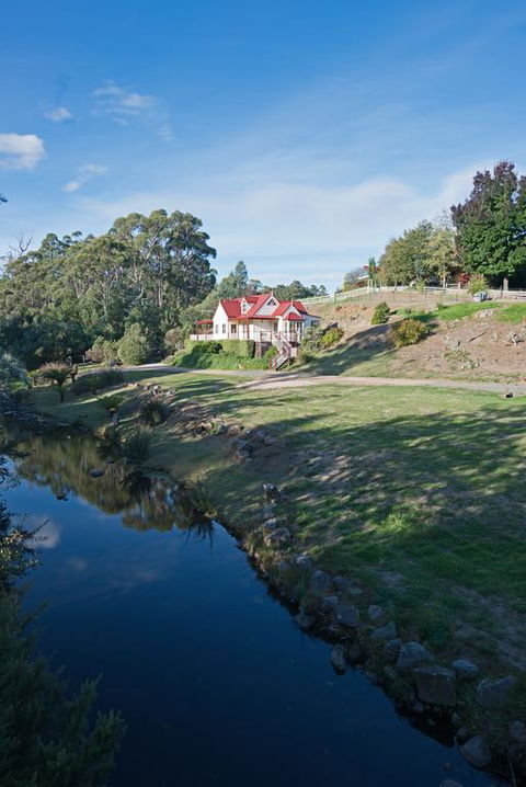 Crabtree Riverfront Cottages - Hotel Gold Coast 3