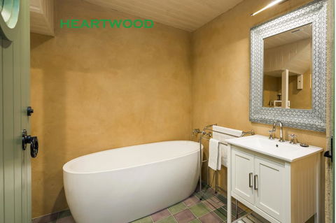 Crafers Cottages - Hotel Gold Coast 0