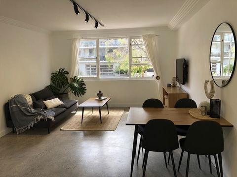 Cronulla Accommodation - Hotel Gold Coast 3