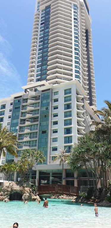 Crown Towers Resort Private Apartments - Hotel Gold Coast 3