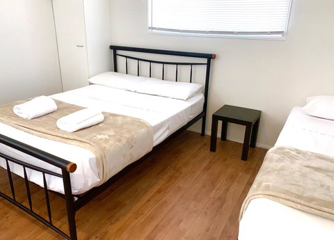 Crows Nest Tourist Park - Hotel Gold Coast 2