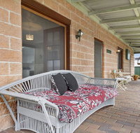 Cudgee - quaint cottage with separate cabin - Hotel Gold Coast
