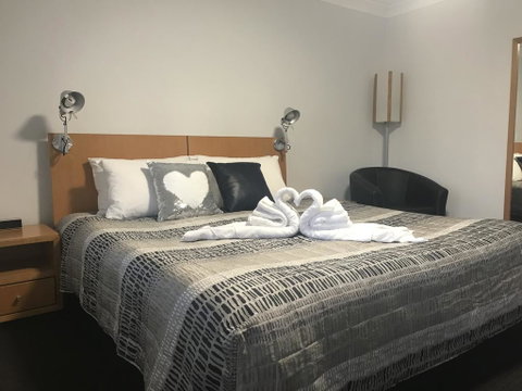 Culburra Beach Motel - Hotel Gold Coast 2