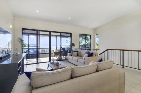 Currumbin Beachside Holiday Home - Hotel Gold Coast 2