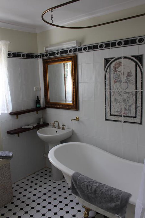 Dancing Waters Cottage - Hotel Gold Coast 3