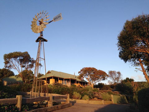Daysy Hill Country Cottages - Hotel Gold Coast 0