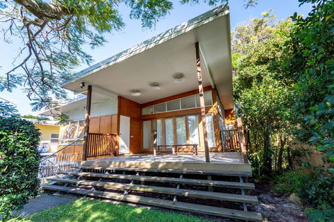 Decked Out For A Fantastic Holiday - Winnett St, Woorim (Upstairs Only) - Hotel Gold Coast 0