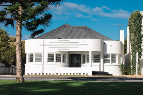 Deco Beach Luxury Apartments - Hotel Gold Coast 0
