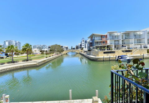 Del Mar 2 - Hotel Gold Coast 1