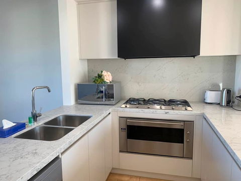 Delicate And Peaceful Bundoora Townhouse 10 - Hotel Gold Coast 0