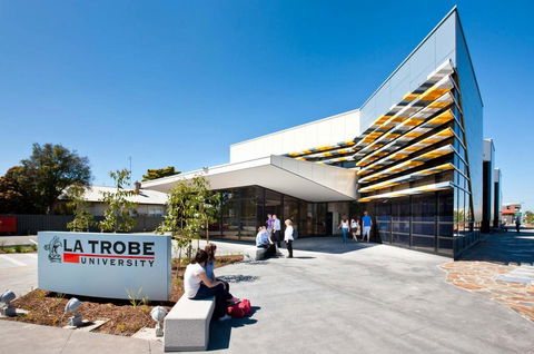 Delicate And Peaceful Bundoora Townhouse 10-R1 - Hotel Gold Coast 2