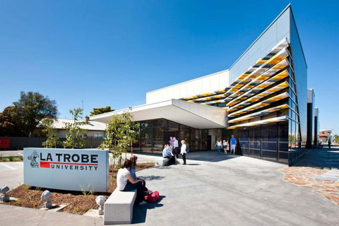 Delicate And Peaceful Bundoora Townhouse 11 - Hotel Gold Coast 1