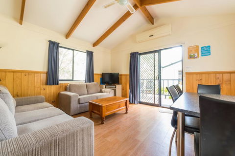 Deniliquin Riverside Caravan Park - Hotel Gold Coast 0