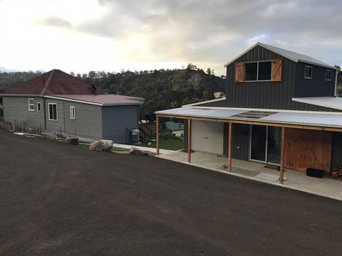 Derby Digs Barn - Hotel Gold Coast 1