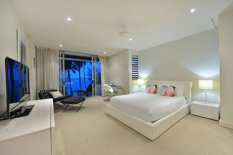 Drift Beachfront Condos - Hotel Gold Coast 2