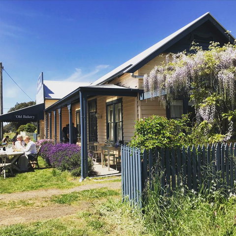 Dunkeld Old Bakery Accommodations - Hotel Gold Coast 3