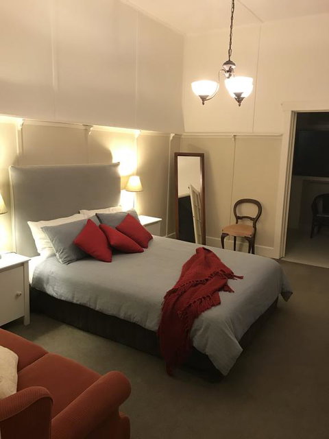 Dunkeld Old Bakery Accommodations - Hotel Gold Coast 1