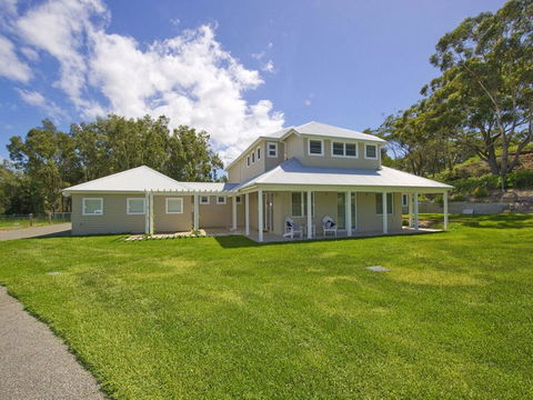 Echo Beach House, 16 Reflections Dr - Luxurious House With Magnificent Pool And Ducted Air - Hotel Gold Coast 0