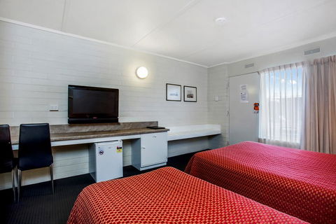 Econo Lodge Portland - Hotel Gold Coast 3