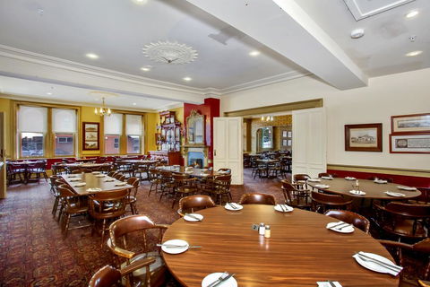 Econo Lodge Portland - Hotel Gold Coast 1