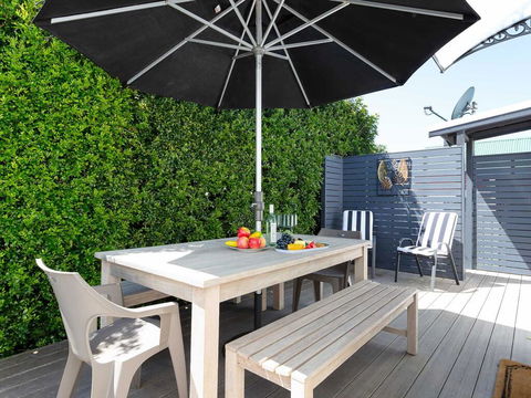 Escape To The Cottage 68 Tomaree Rd Pet Friendly And Boat Parking And WIFI - Hotel Gold Coast 3