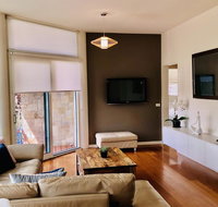 Exclusive Anglesea River Beach Apartment