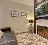 Explore the Blue Mountains on foot - Hotel Gold Coast