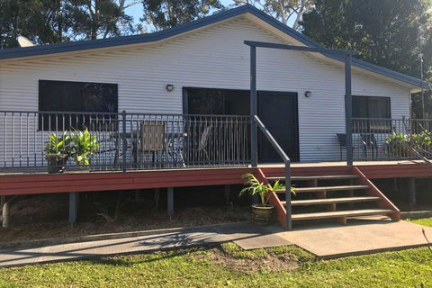 FAIRVIEW COTTAGE 25B - Waterfront Accommodation - Hotel Gold Coast 2