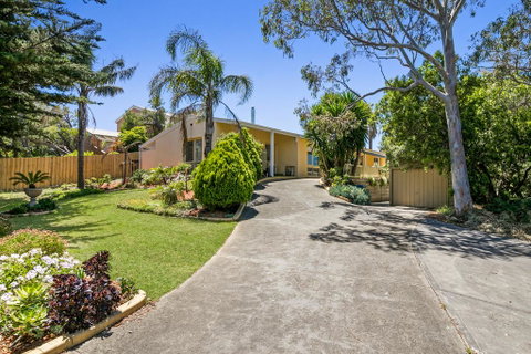 Family Fun Retreat With Spa - Hotel Gold Coast 0