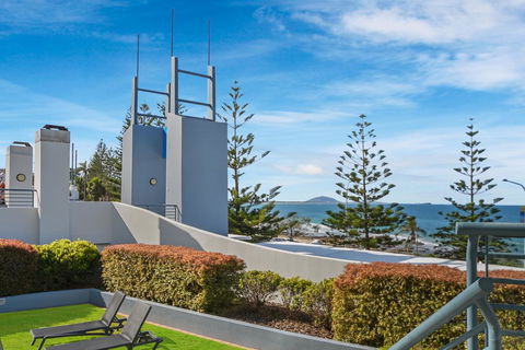 FAVOURITE GET-AWAY ON THE BEACHFRONT - Hotel Gold Coast 3
